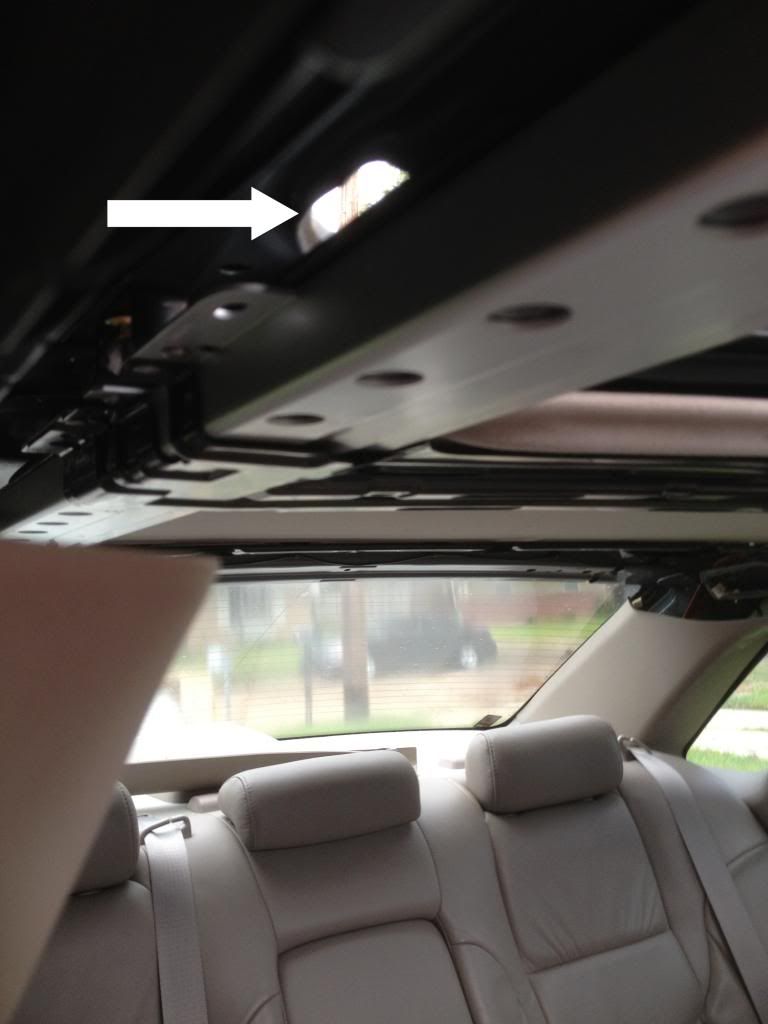 Tips on fixing leaks > Anyone with these leaks in the roof or sunroof